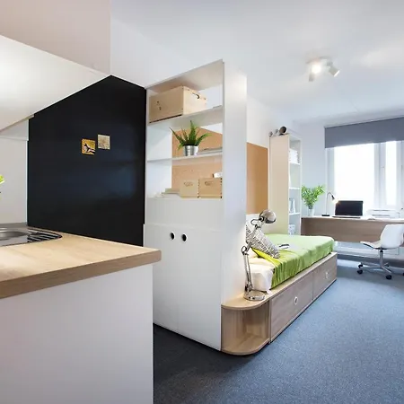 Chillout Dorm By Bookinghost Aparthotel Poznan