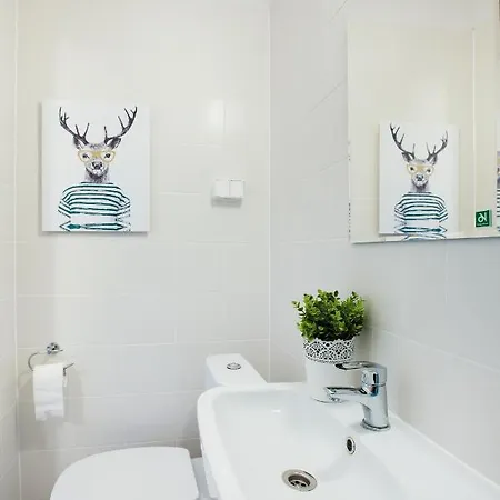 Chillout Dorm By Bookinghost Poznan